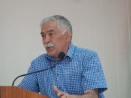 Отчёт о проделанной работе главного специалиста по противодействию коррупции заслушали в Дахадаевском районе