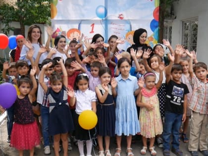 Городской информационный центр Хасавюрта провел акцию «Собери детей в школу»