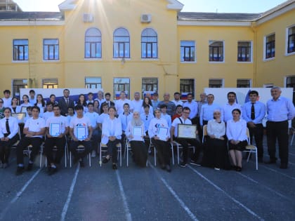 Глава Хасавюрта Корголи Корголиев встретился с молодежью города в канун Дня России