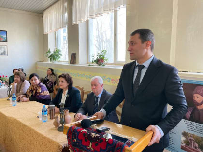 Учителя родных языков столичных школ изучают лучшие практики своих коллег