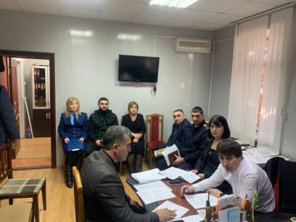 В Сулейман-Стальском районе на заседании КДН и ЗП обсудили охрану здоровья детей