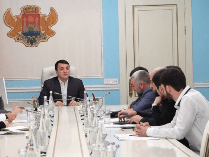 Вопрос оснащения дополнительными контейнерными площадками на территории муниципалитета обсудили в администрации Махачкалы