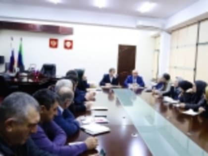 Вопросы иммунизации против полиомиелита обсудили в Гумбете