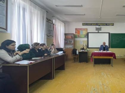 В Новолакском районе прошел семинар-совещание для заместителей директоров по учебной работе общеобразовательных организаций