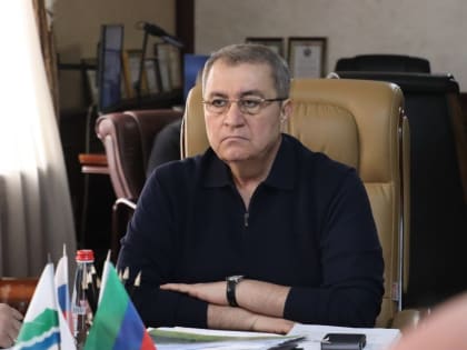 Глава Дербентского района провел очередное еженедельное аппаратное совещание с заместителями и руководителями структурных подразделений