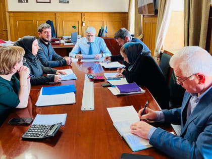 В Администрации Новолакского района обсудили исполнение доходной части бюджета сел муниципалитета