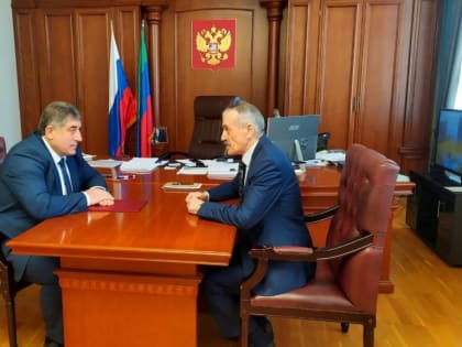 Ректор ДГПУ Нариман Асваров встретился с депутатом Госдумы Нурбагандом Нурбагандовым