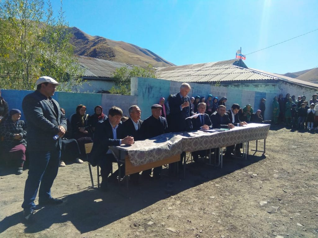 Погода в село рича. Агульский село Рича. Республика Дагестан Агульский район село Рича. Рича школа село Агульский район. Ричинская СОШ Агульского района.