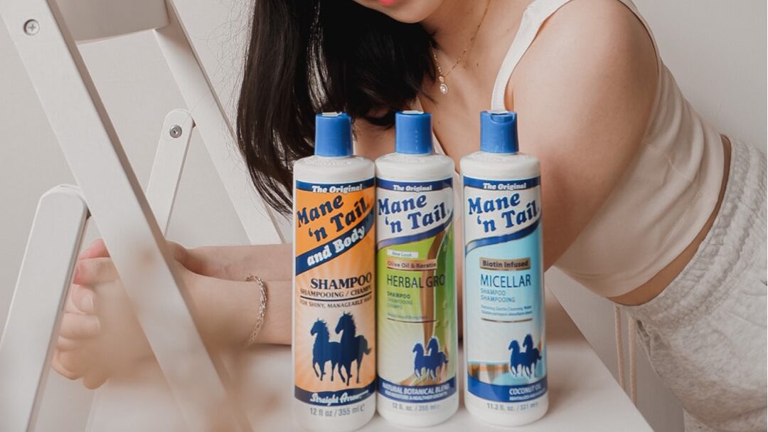 Review Female Daily