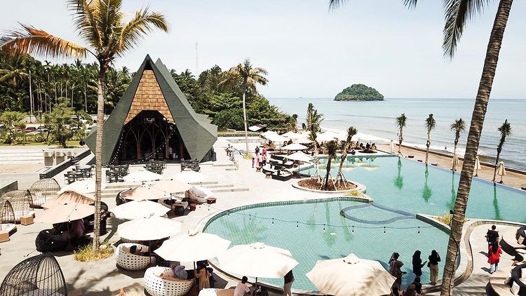Instagram/marawabeachclub