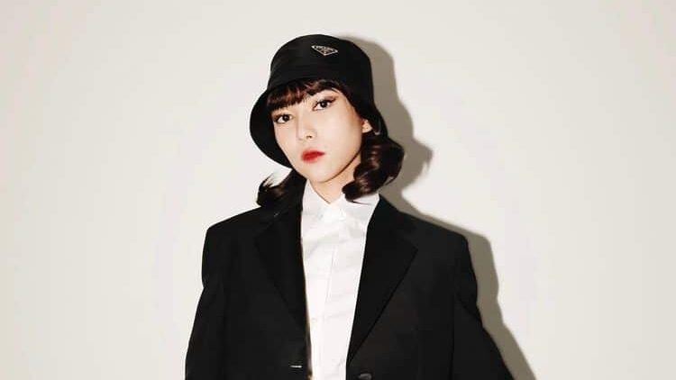 Instagram/isyanasarasvati