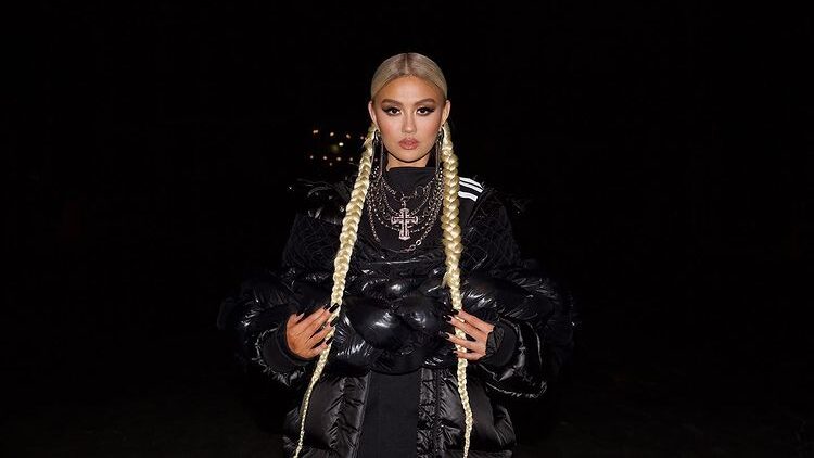 Instagram/agnezmo