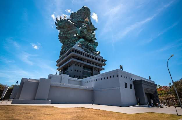 Patung Garuda Wisnu Kencana/Foto: Freepik