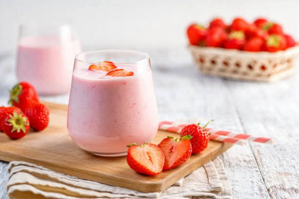 Yoghurt rasa strawberry/Foto: iStock