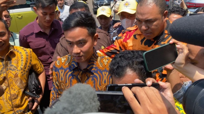 Gibran Rakabuming Raka Tegaskan Untuk Hapus PPDB Zonasi 