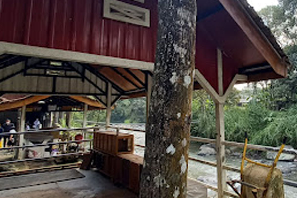 Cimory Riverside Cafe. (Google Photos/Jeffery Vincent Edwards)