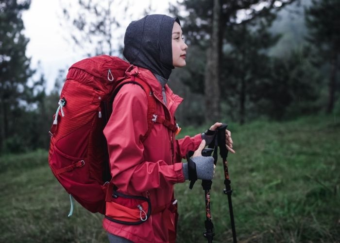 Tips Memilih Outfit ke Gunung