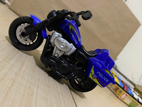 Cruisin' Blue Die-Cast Cruiser Motorcycle Model view 9