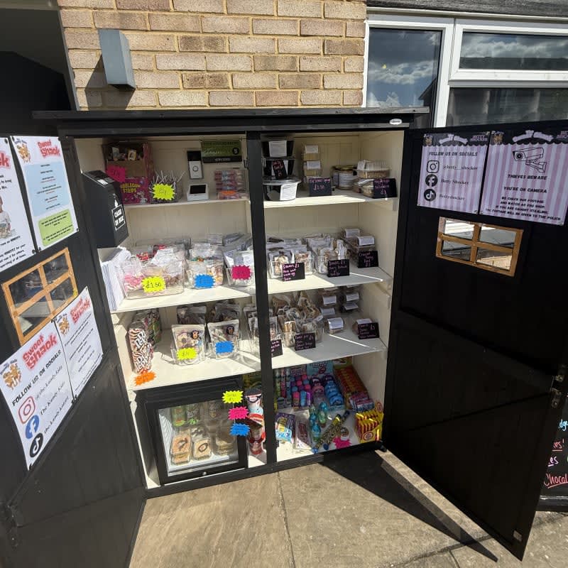 Kandy Kidz cake shed