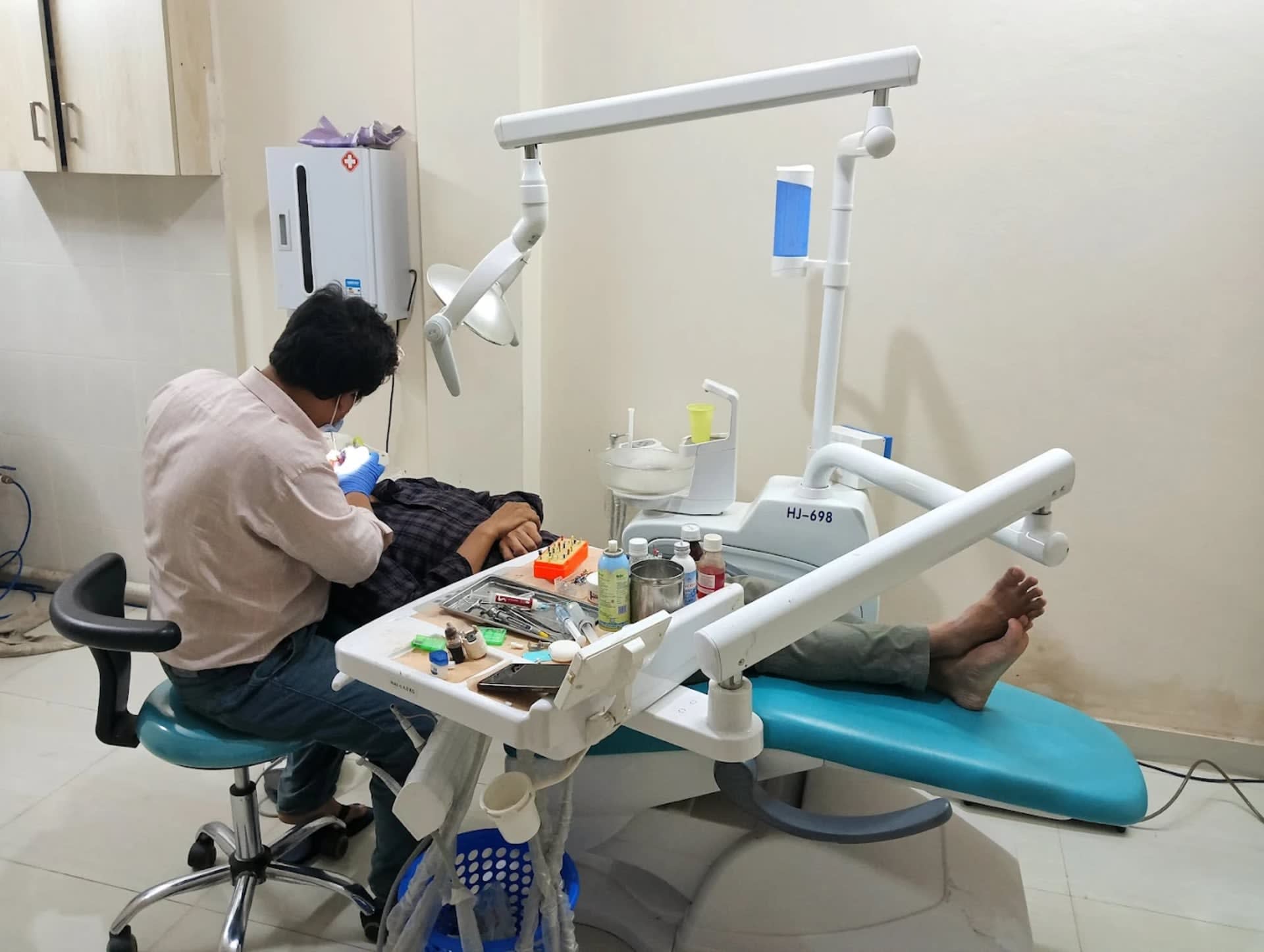 রাজধানী ডেন্টাল হোম - মোহাম্মদপুর শাখা gallery - Smile Dental Care