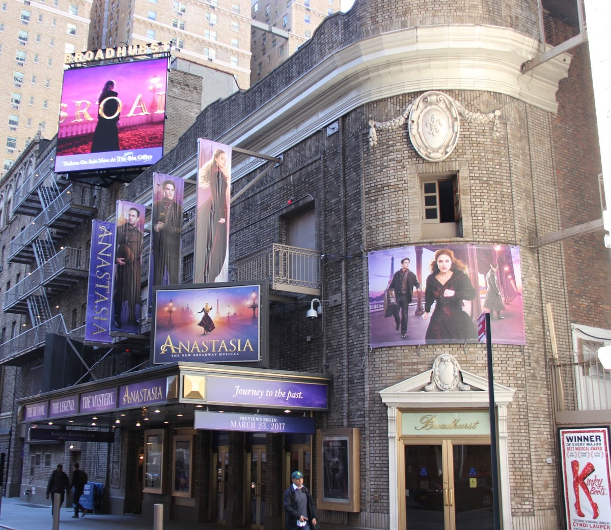 Broadhurst Theatre