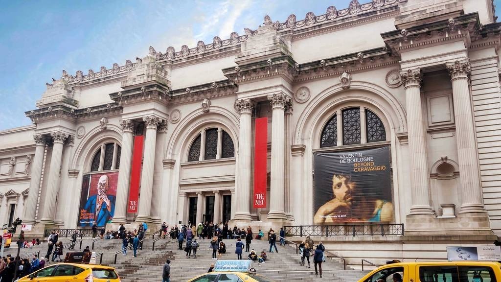 The Met Fifth Avenue