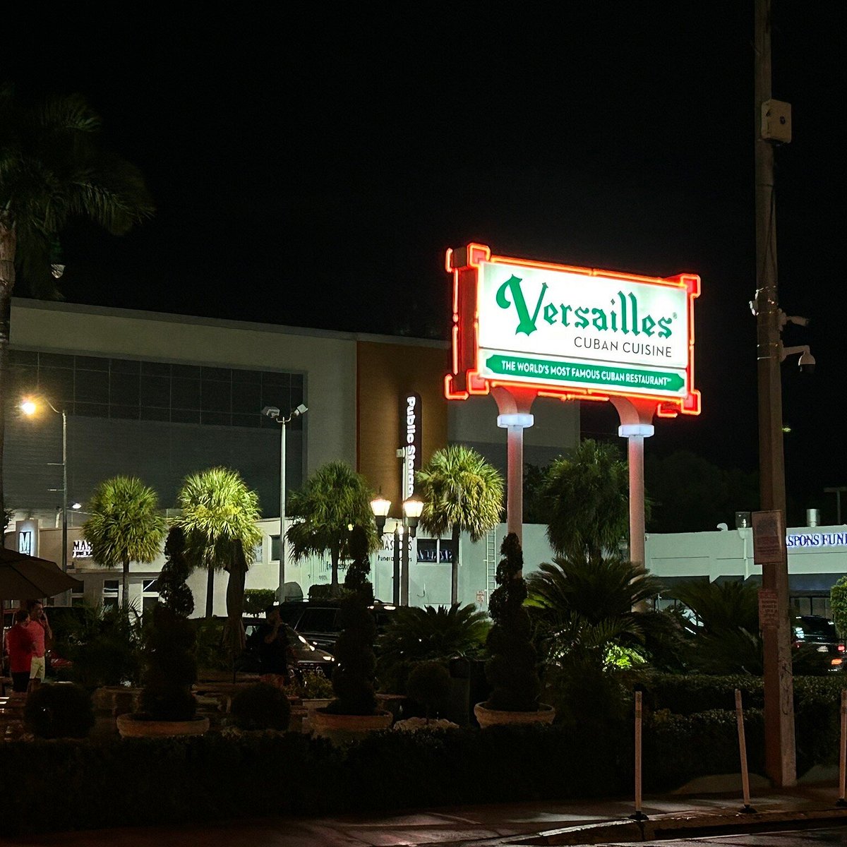 Versailles Restaurant