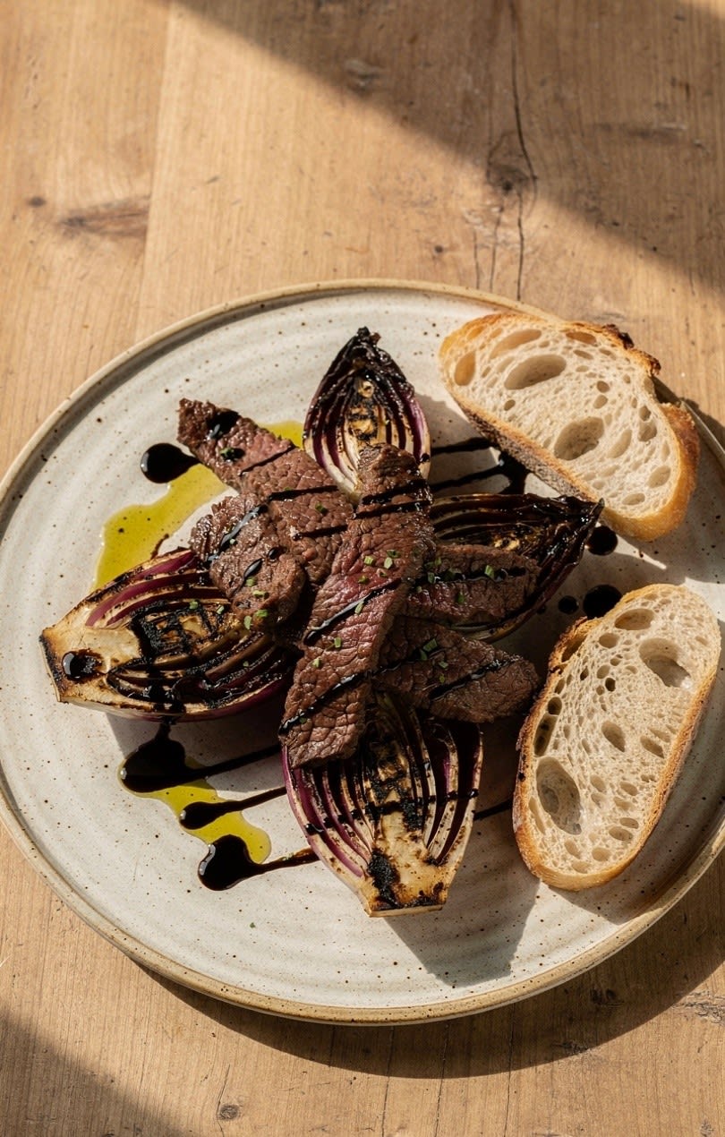 Carne Straccetti al Balsamico su Letto di Radicchio