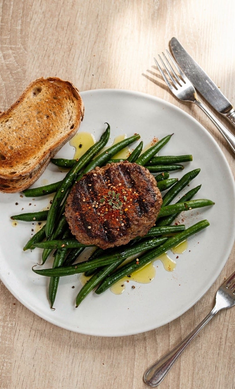 Hamburger di Manzo “Chili Style” con Fagiolini