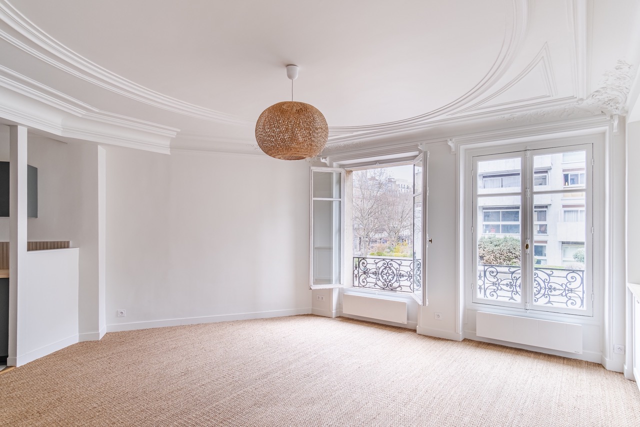 Appartement rénové à Montmartre