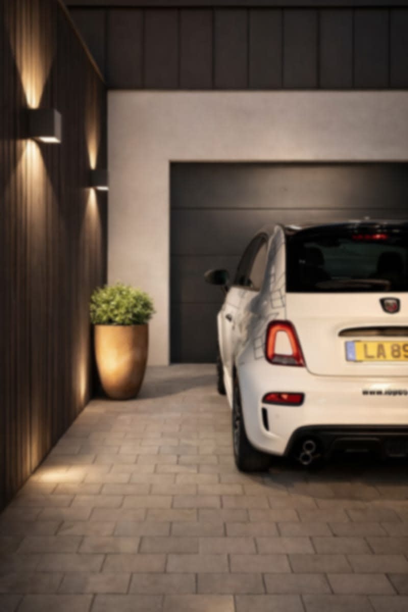 Outdoor garden design garage Luxembourg