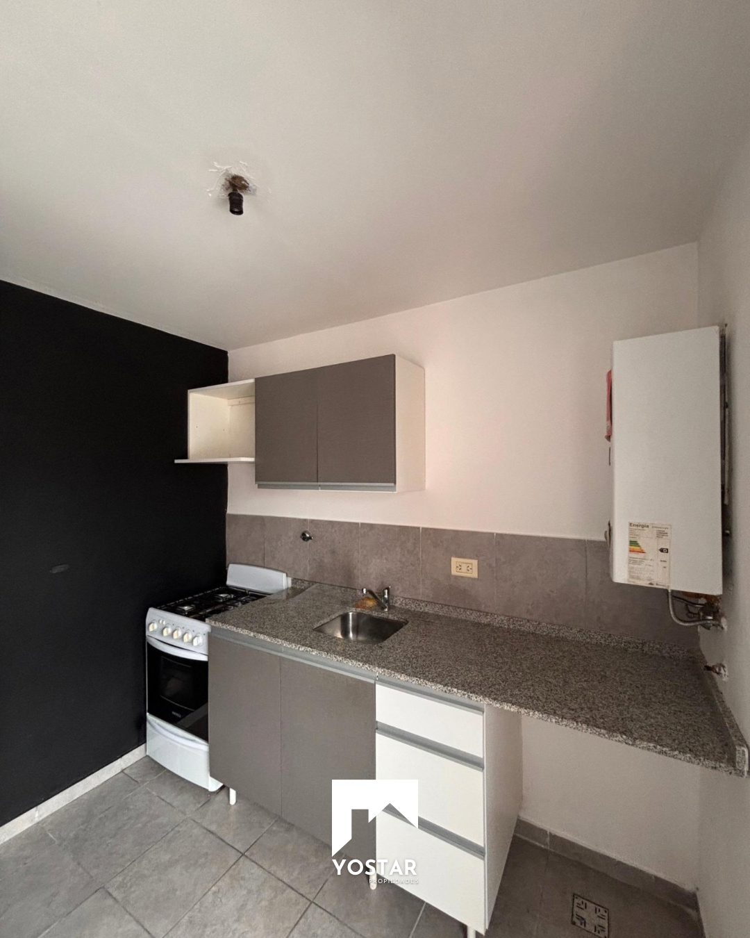 Departamento céntrico de un dormitorio con cochera - Miniatura 3
