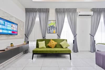 4 bedroom ensuite terrace 