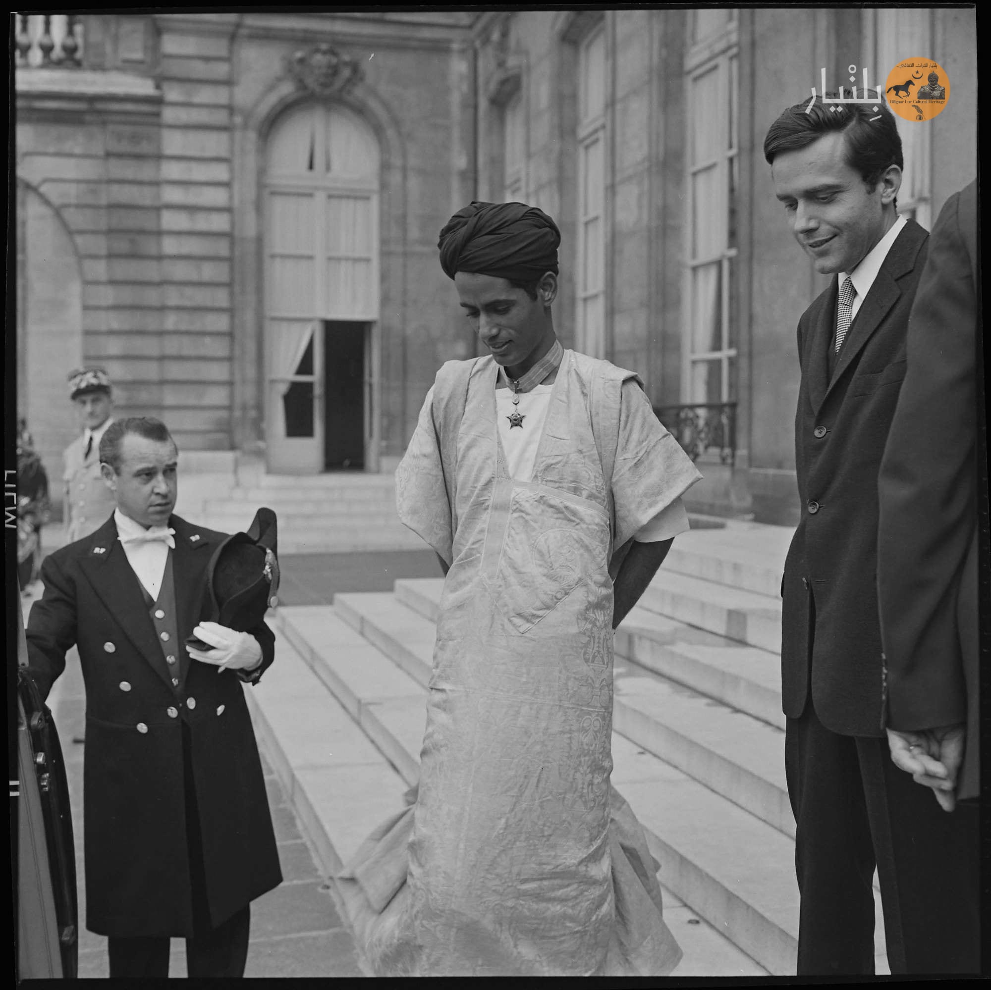 تقديم أوراق اعتماد أحمد ولد منيه، سفيراً لموريتانيا  في فرنسا يونيو 1970