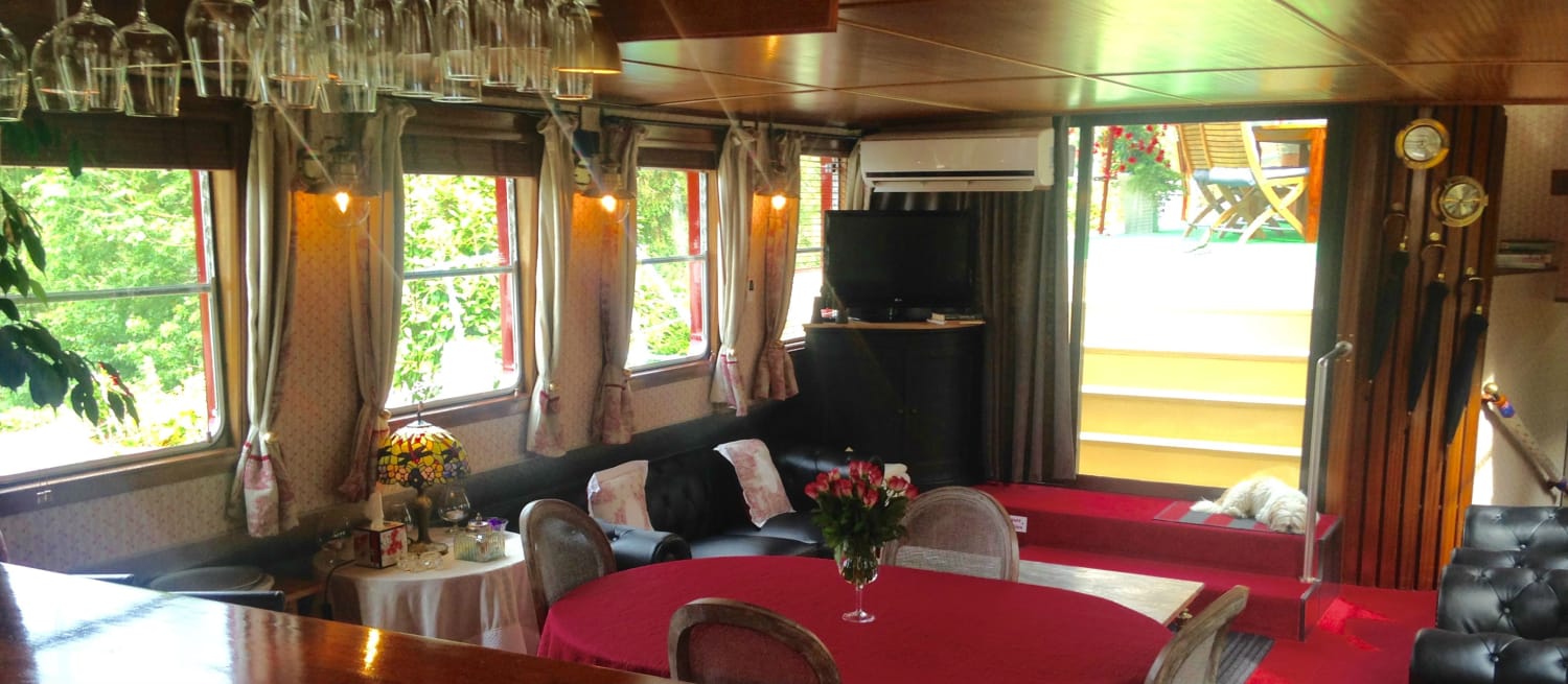 Wine & Water Barge Burgundy Canal Cruise France Cruises