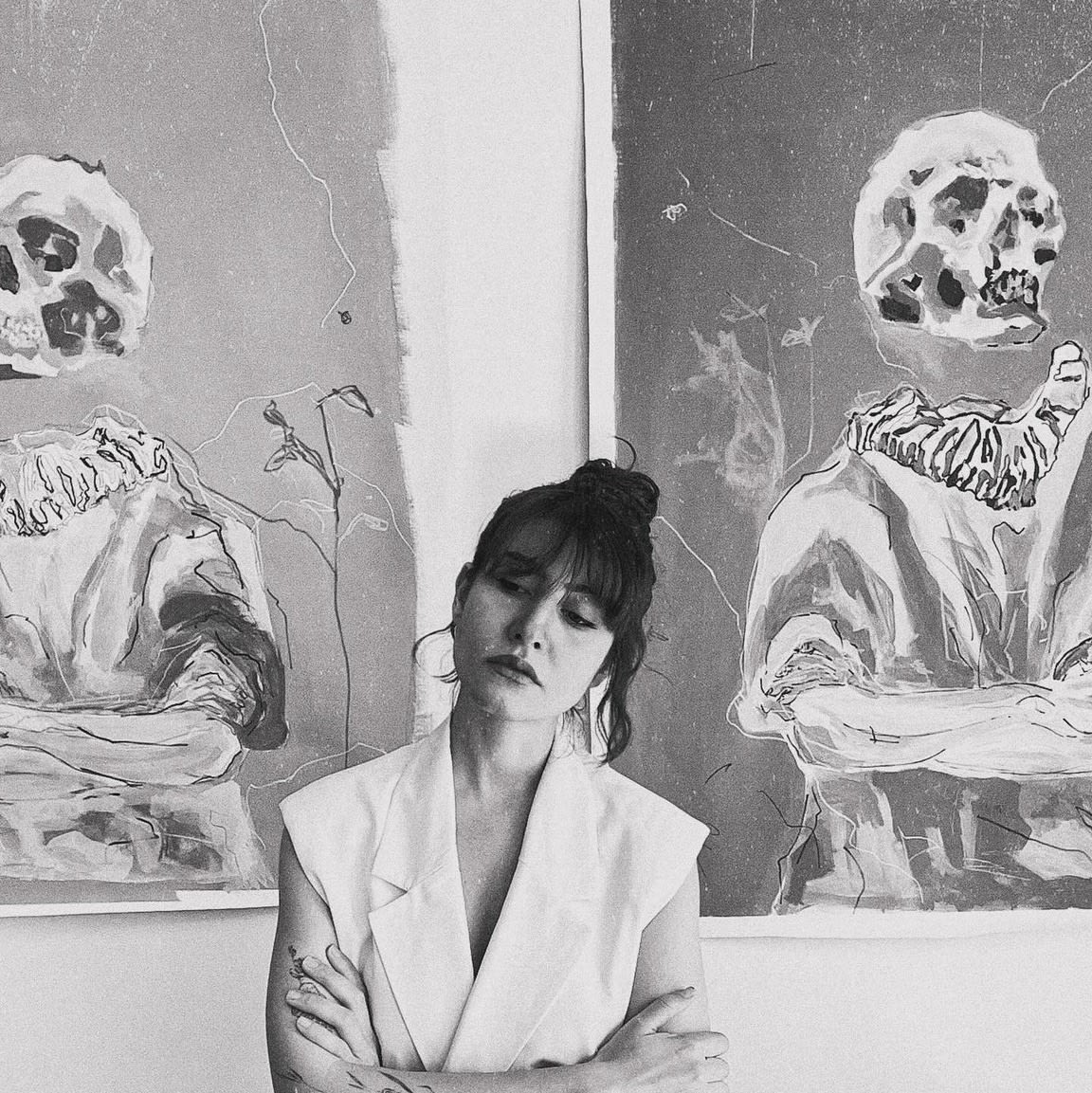 Portrait of Sirin Boubaker in her studio