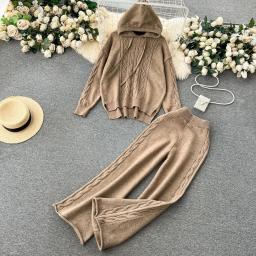 Two-Piece Knit Tracksuit 1