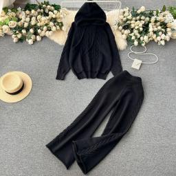 Two-Piece Knit Tracksuit 2