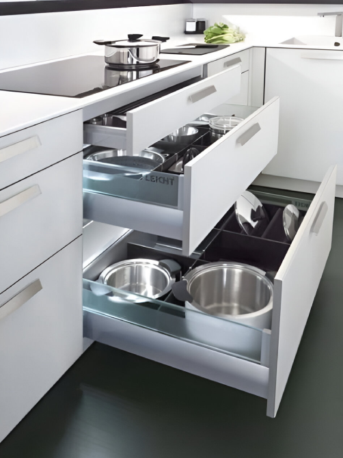 Pull-Out