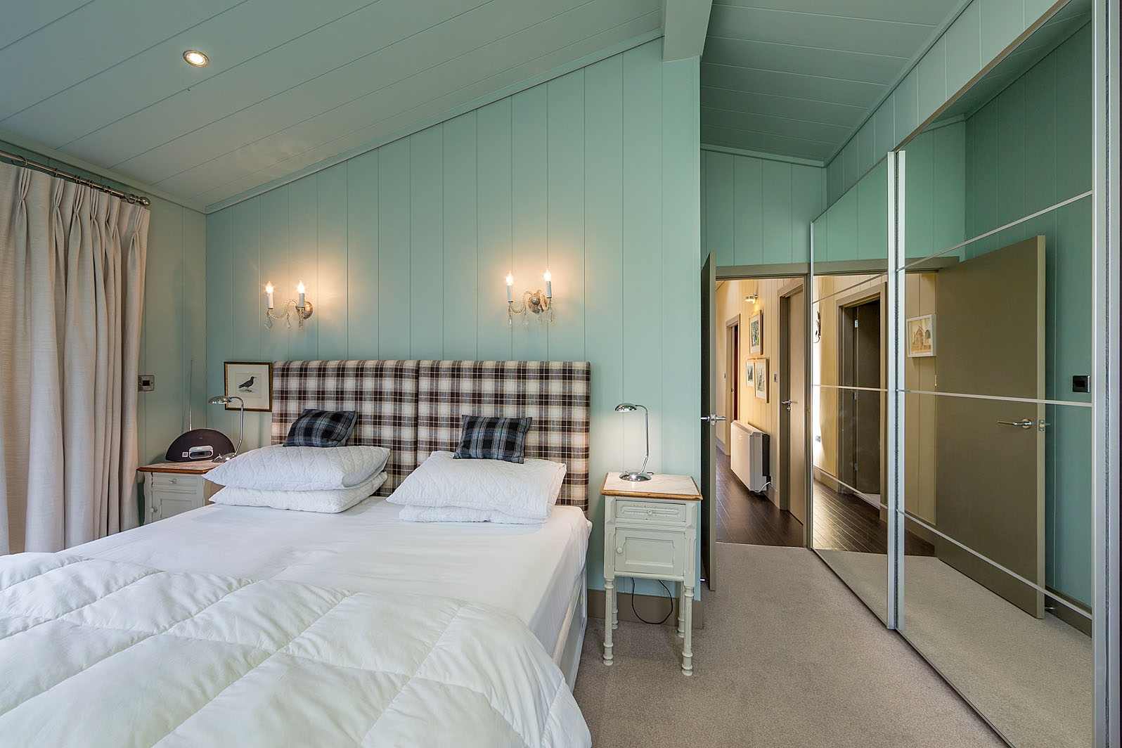 Garden Lodge Bathroom