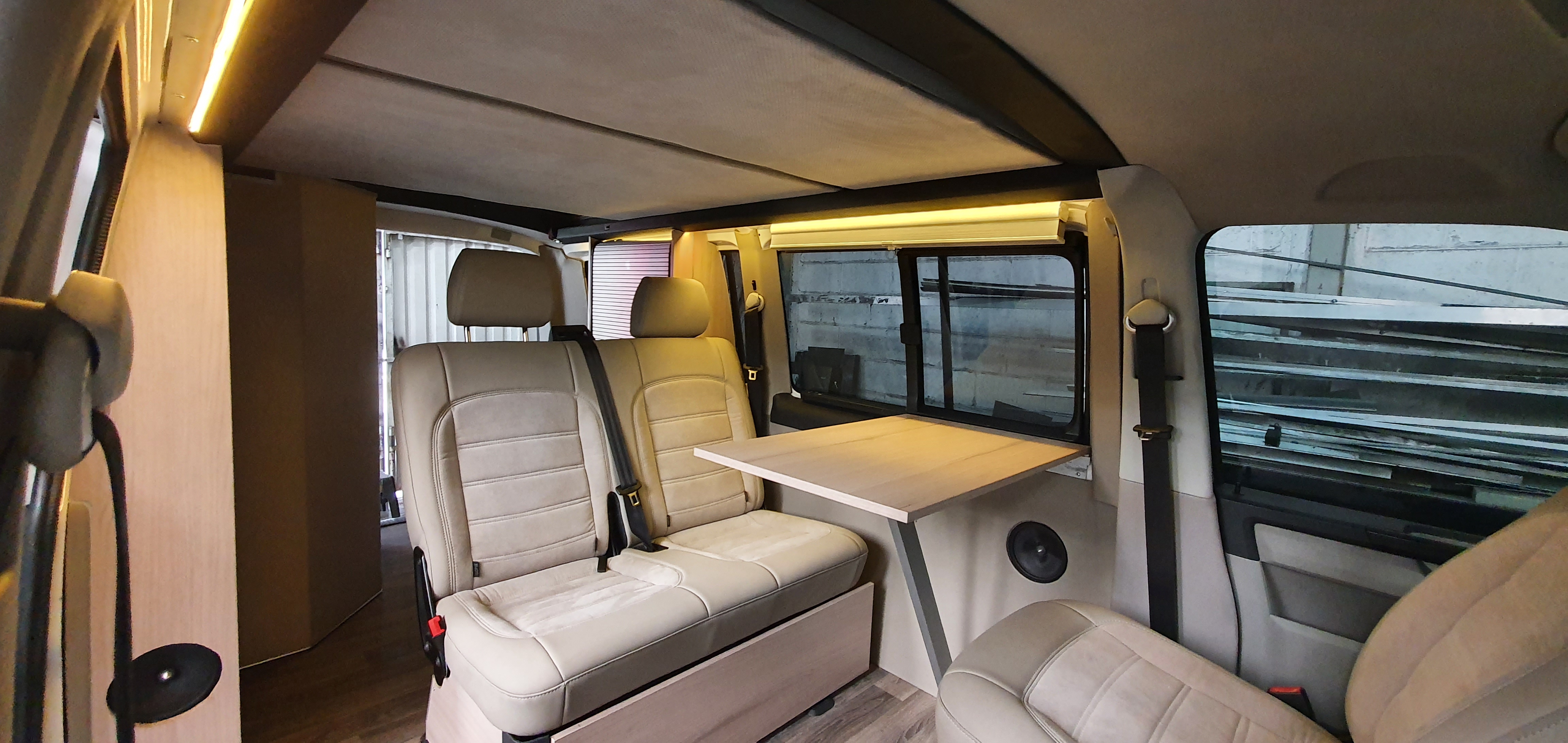 VW Transporter premium interior