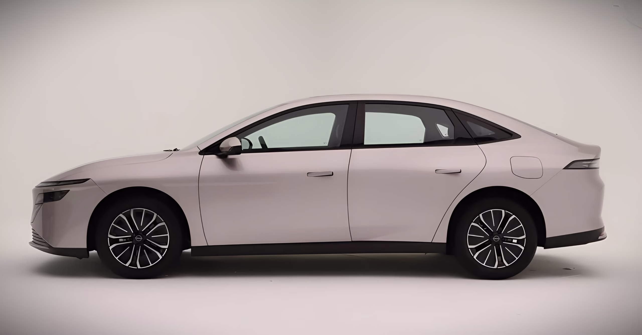 Nissan Launches Locally Developed N6 Plug-in Hybrid in China at Competitive Price Point