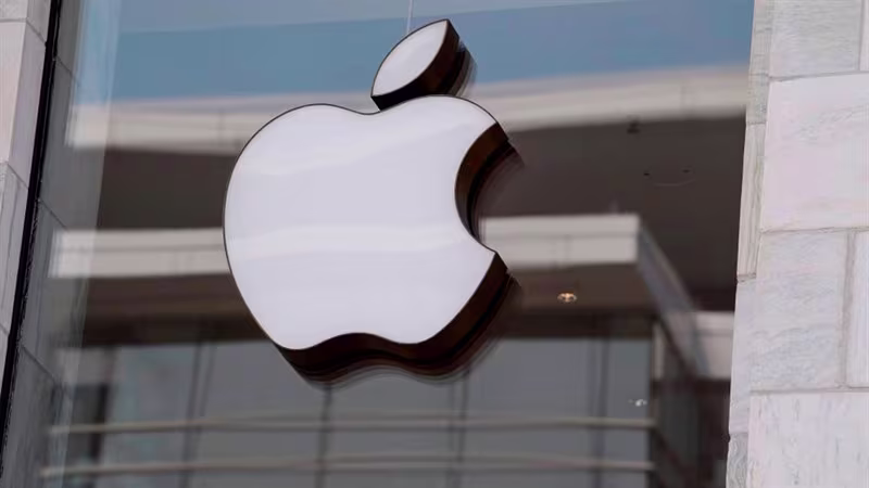 Apple Begins Early Prototyping of Foldable iPhone, Targets 2026 Launch