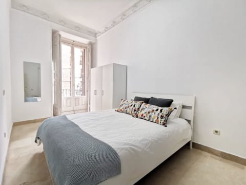 Charming room in Sol, room in a shared flat in Madrid, photo 18