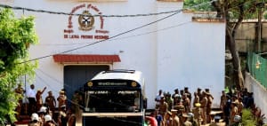 ശ്രീലങ്കൻ ജയിലിൽ കലാപം: നാല് ജയിൽ ഉദ്യോഗസ്ഥർ ഉൾപ്പെടെ 23 പേർ കൊല്ലപ്പെട്ടതായി റിപ്പോർട്ട്
