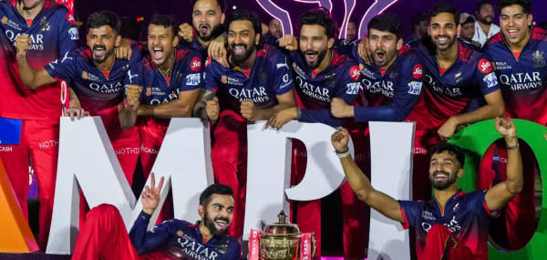 ആർസിബി ഇനി ബിർള ഗ്രൂപ്പിന് സ്വന്തം; IPL ചാമ്പ്യന്മാരെ സ്വന്തമാക്കിയത് 16,000 കോടിയിലധികം രൂപയ്ക്ക്