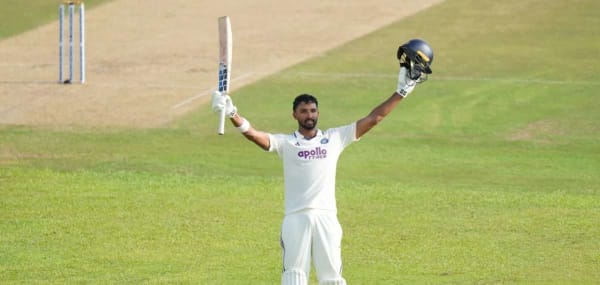 പടിക്കലിൽ ഡബിൾ സെഞ്ച്വറി നഷ്ടം;  ന്യൂസിലൻഡ് എ യ്‌ക്കെതിരെ ഇന്ത്യ എ യ്ക്ക് മികച്ച ലീഡ്