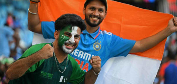 ലങ്കയെ മുന്നിൽ നിർത്തി ICC യുടെ മധ്യസ്ഥ ശ്രമം; ഇന്ത്യയോട് കളിക്കണമെന്ന് പാകിസ്താനോട് ശ്രീലങ്ക