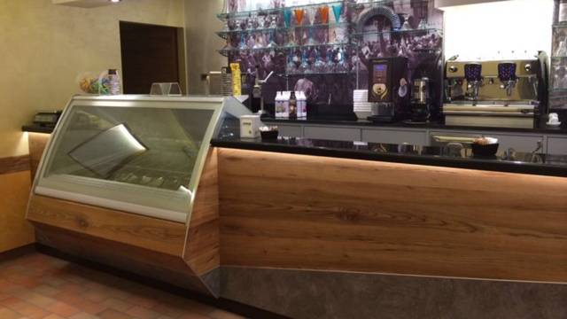 Coffee Shop – Gelato Shop 'Sole & Luna' in Pordenone