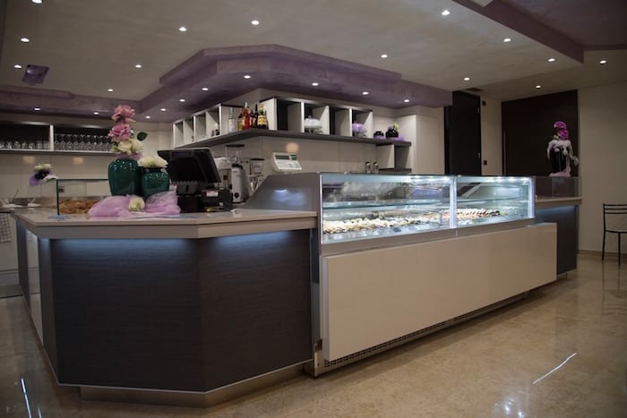 Rivendita Pasticceria, Gelateria e Bar Le Strane Delizie – Maniago